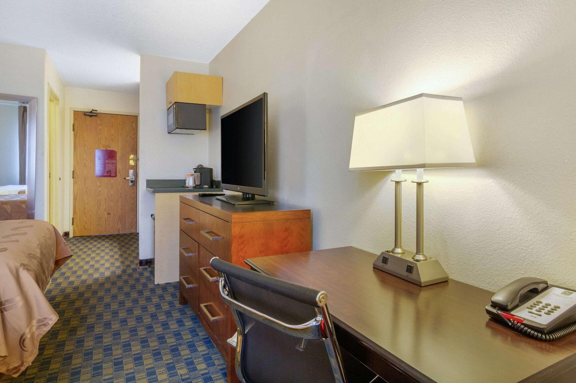 Quality Inn & Suites Lakewood - Denver Southwest Zewnętrze zdjęcie