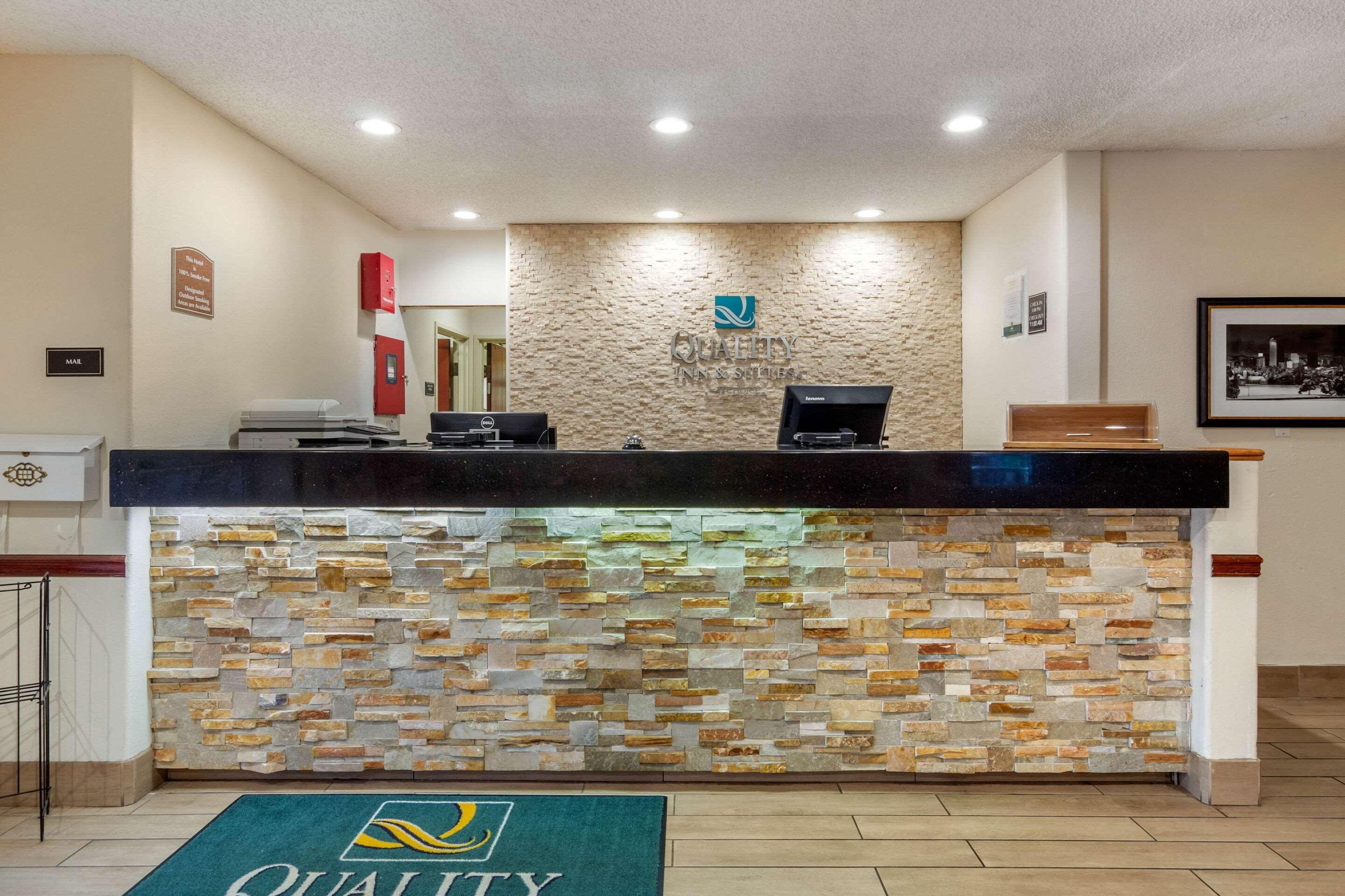 Quality Inn & Suites Lakewood - Denver Southwest Zewnętrze zdjęcie