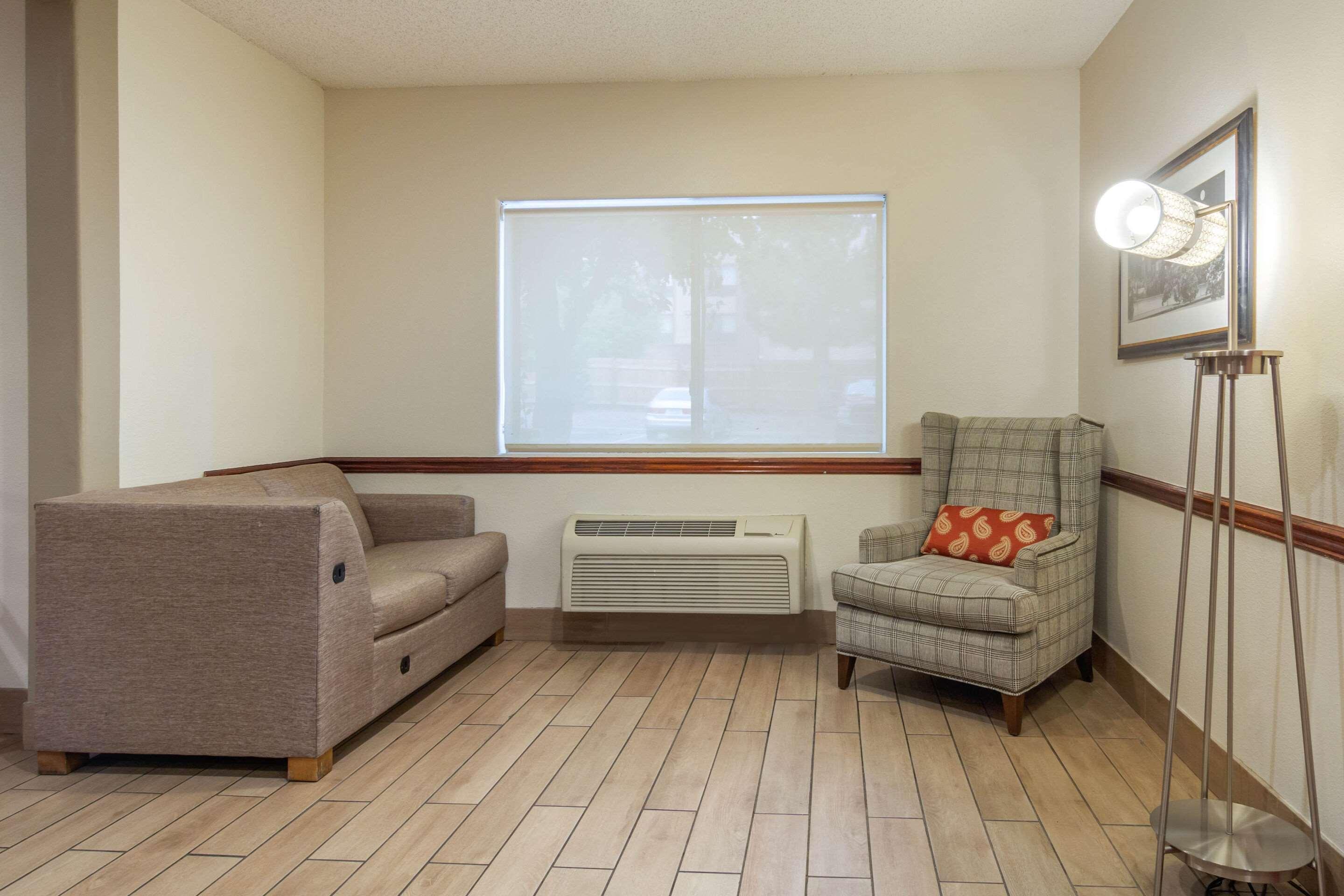 Quality Inn & Suites Lakewood - Denver Southwest Zewnętrze zdjęcie